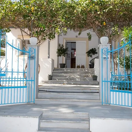 Hotel apartamentowy Irene Leros