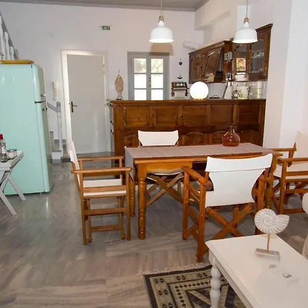 Irene Leros Aparthotel 2*