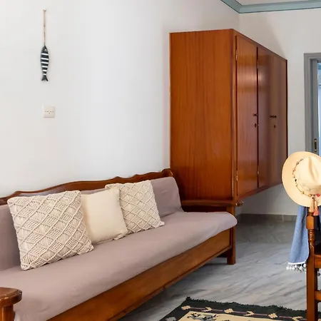 Aparthotel Irene Leros 2*