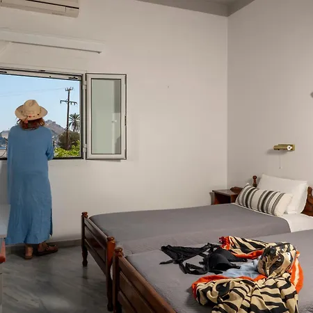 Irene Leros Aparthotel 2*