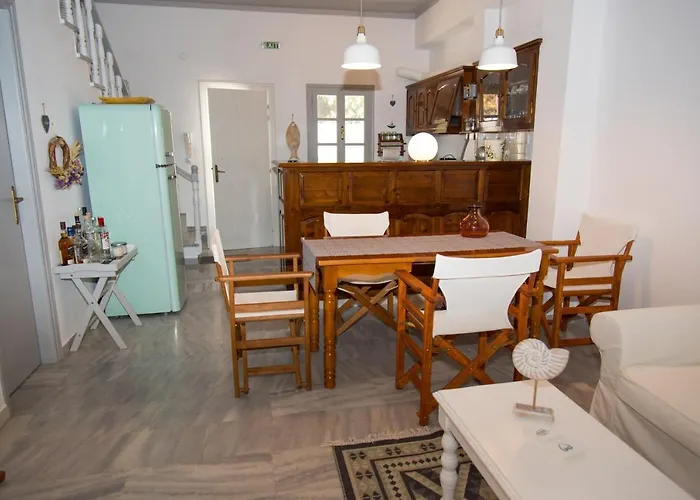 Irene Leros Aparthotel 2*