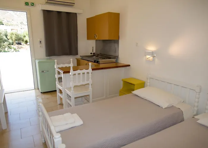 Aparthotel Irene Leros 2*