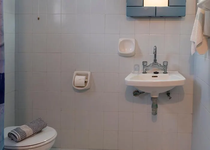 Irene Leros Aparthotel 2*