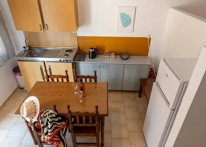 Irene Leros 2* Alinda (Leros)